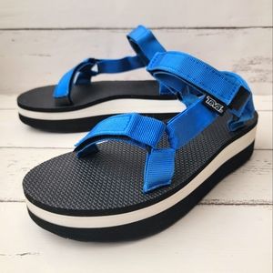 Teva Flatform Universal Sandals Strap Platform Black White Blue Women Size 9